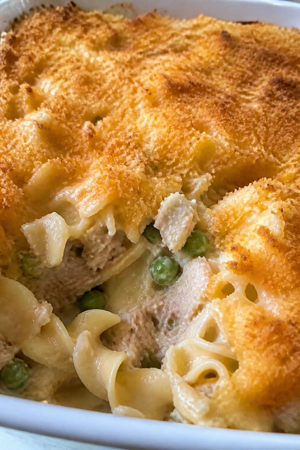 Cheesy Tuna Noodle Casserole with Breadcrumb Crust