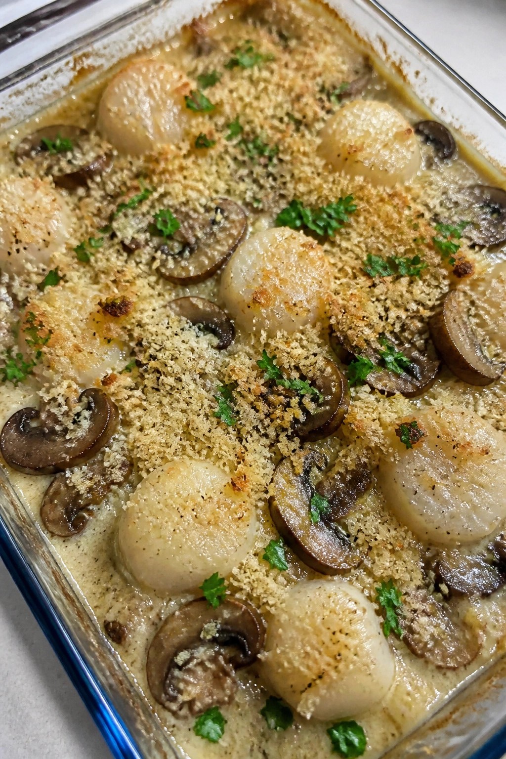 Scallop and Mushroom Casserole with White Wine Sauce