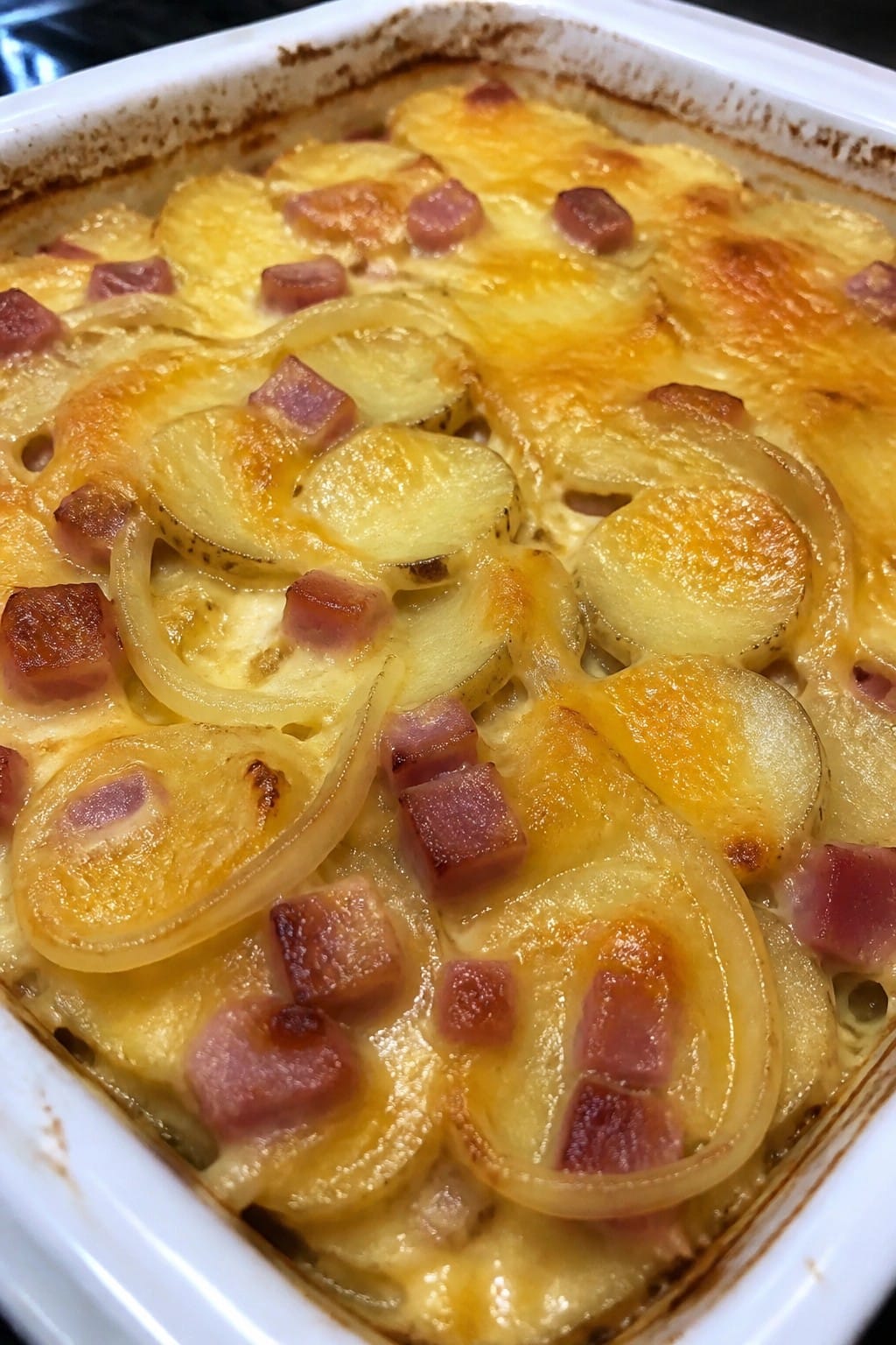Cheesy Scalloped Potatoes with Ham and Onions