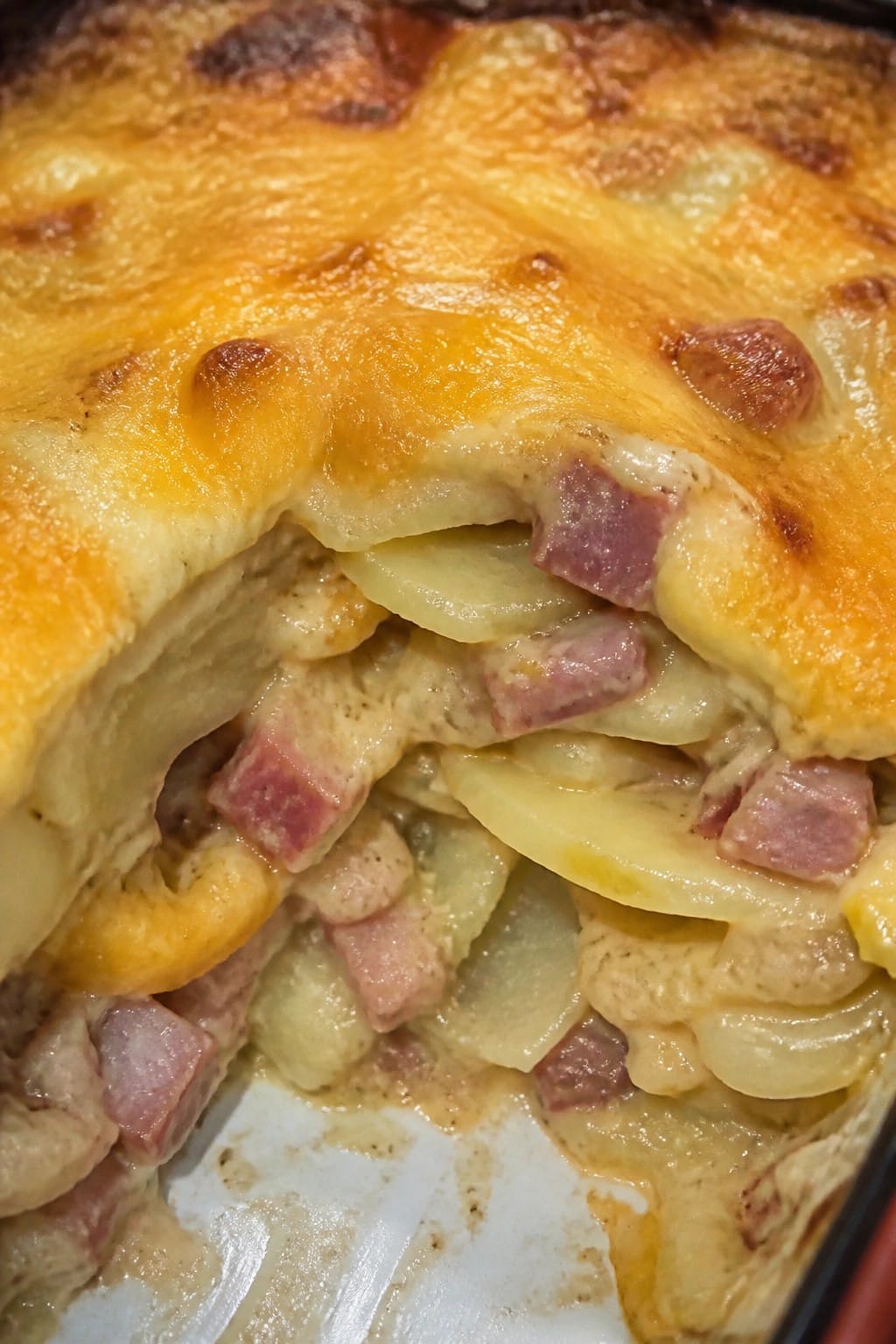 Ham Potato and Cheddar Scalloped Casserole