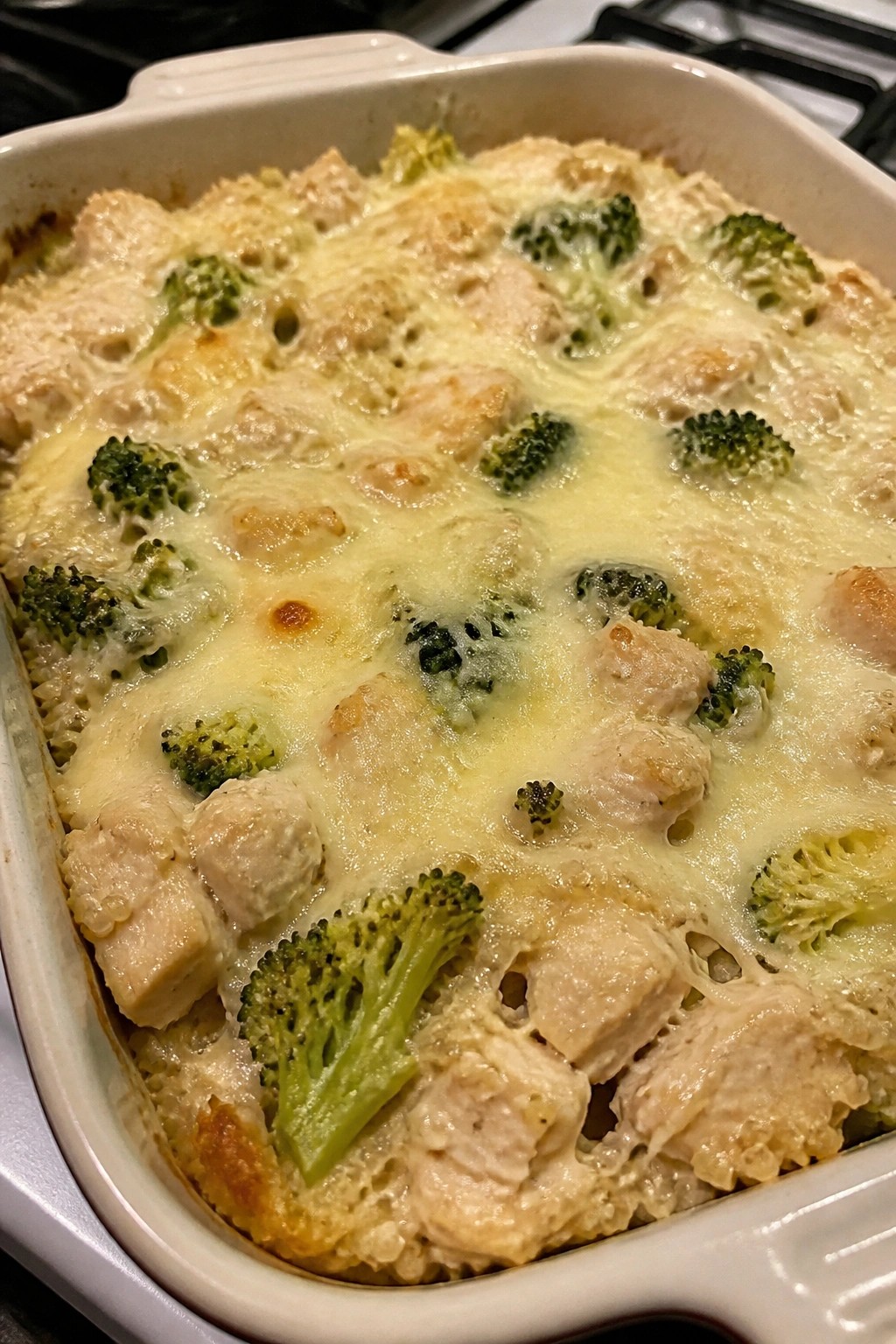 Greek Yogurt Alfredo Quinoa Broccoli Chicken Casserole