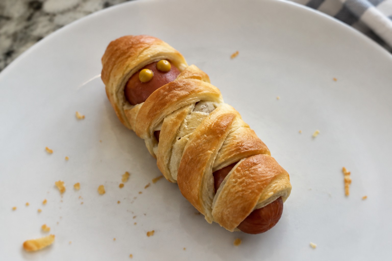 12 Easy Halloween Appetizers for Any Party Theme