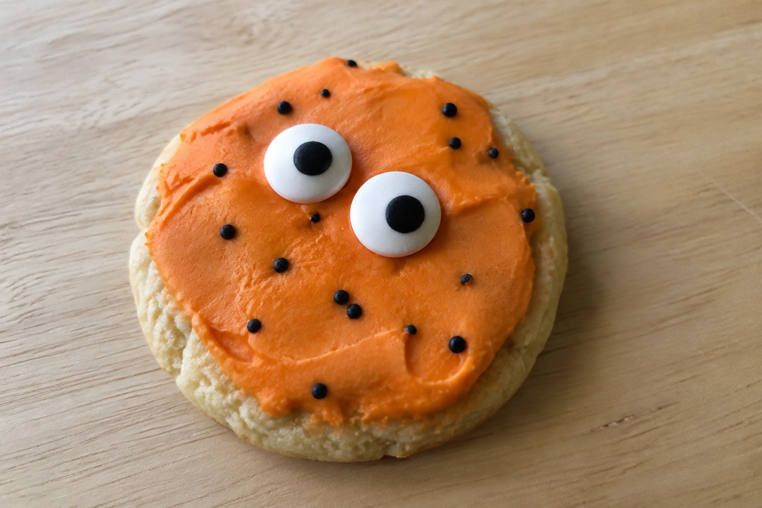 12 Halloween Cookies With Eyes for a Playful Touch