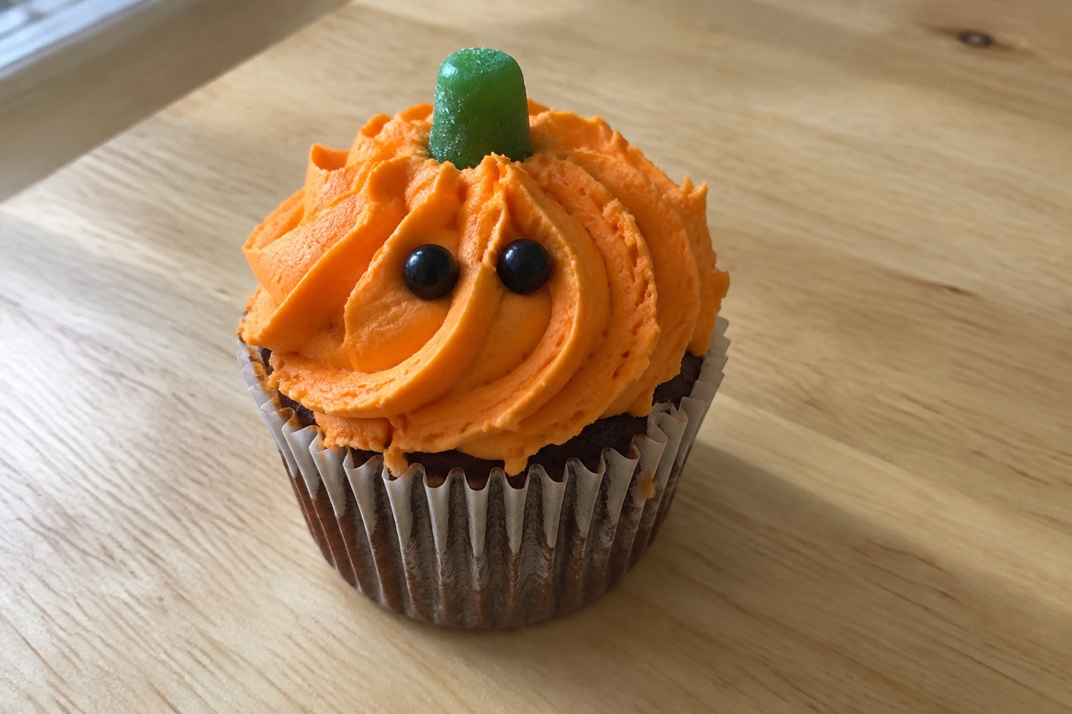 12 Halloween Cupcake Ideas for Kids That Are Adorable