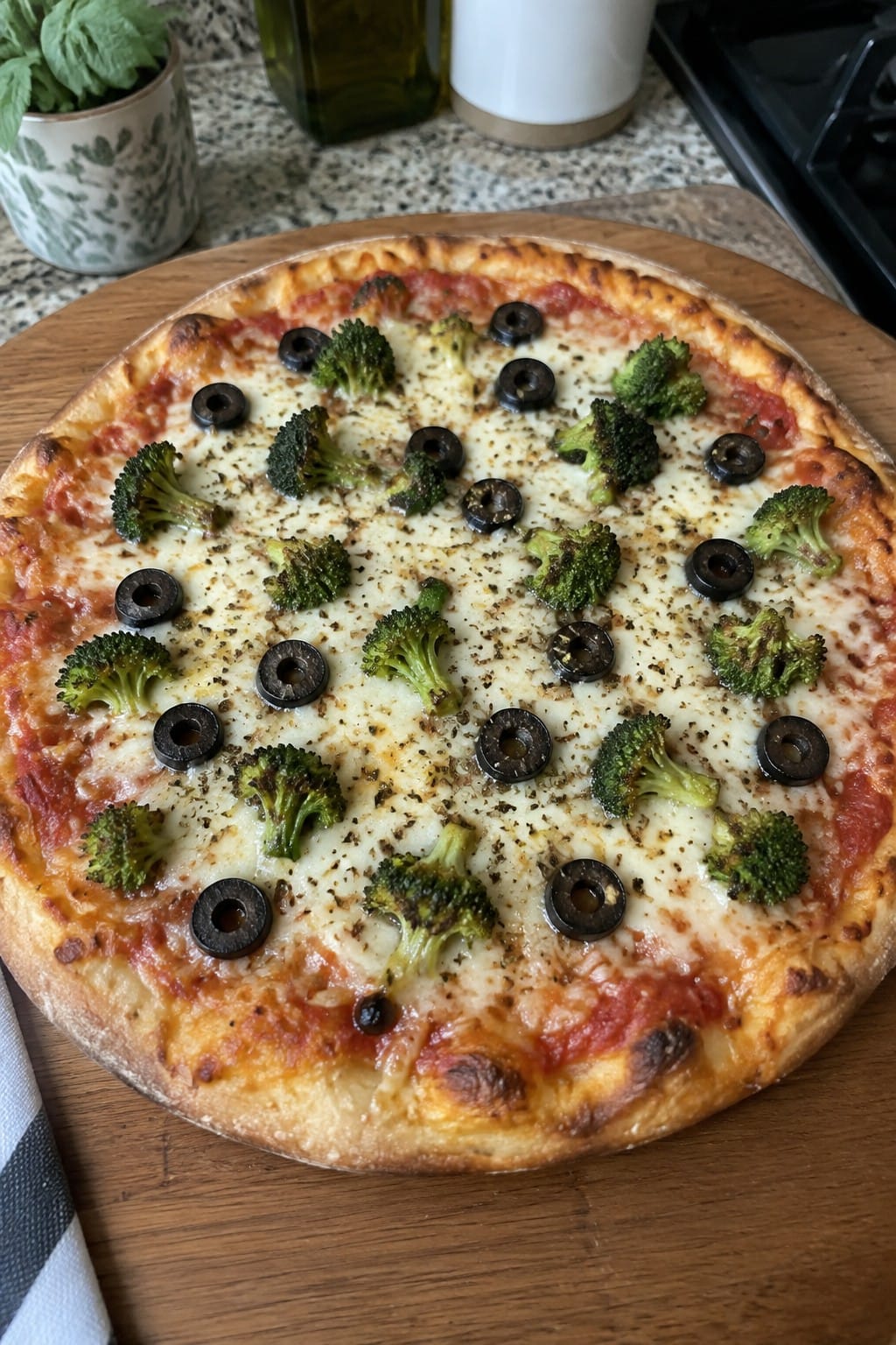 Witch's Cauldron Black Olive and Broccoli Pizza