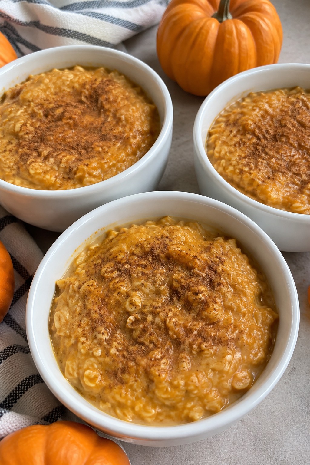 Pumpkin Patch Oatmeal Bowls with Cinnamon