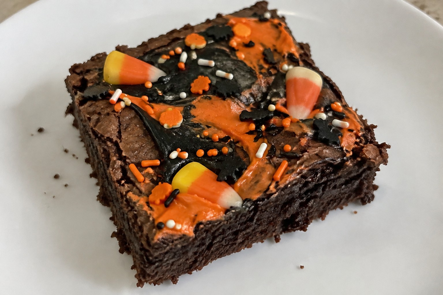 13 Halloween Potluck Ideas for Desserts That Disappear Fast