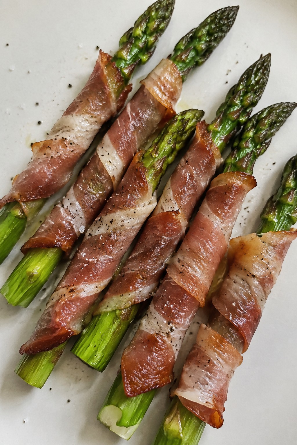 Ghostly Prosciutto-Wrapped Asparagus Spears