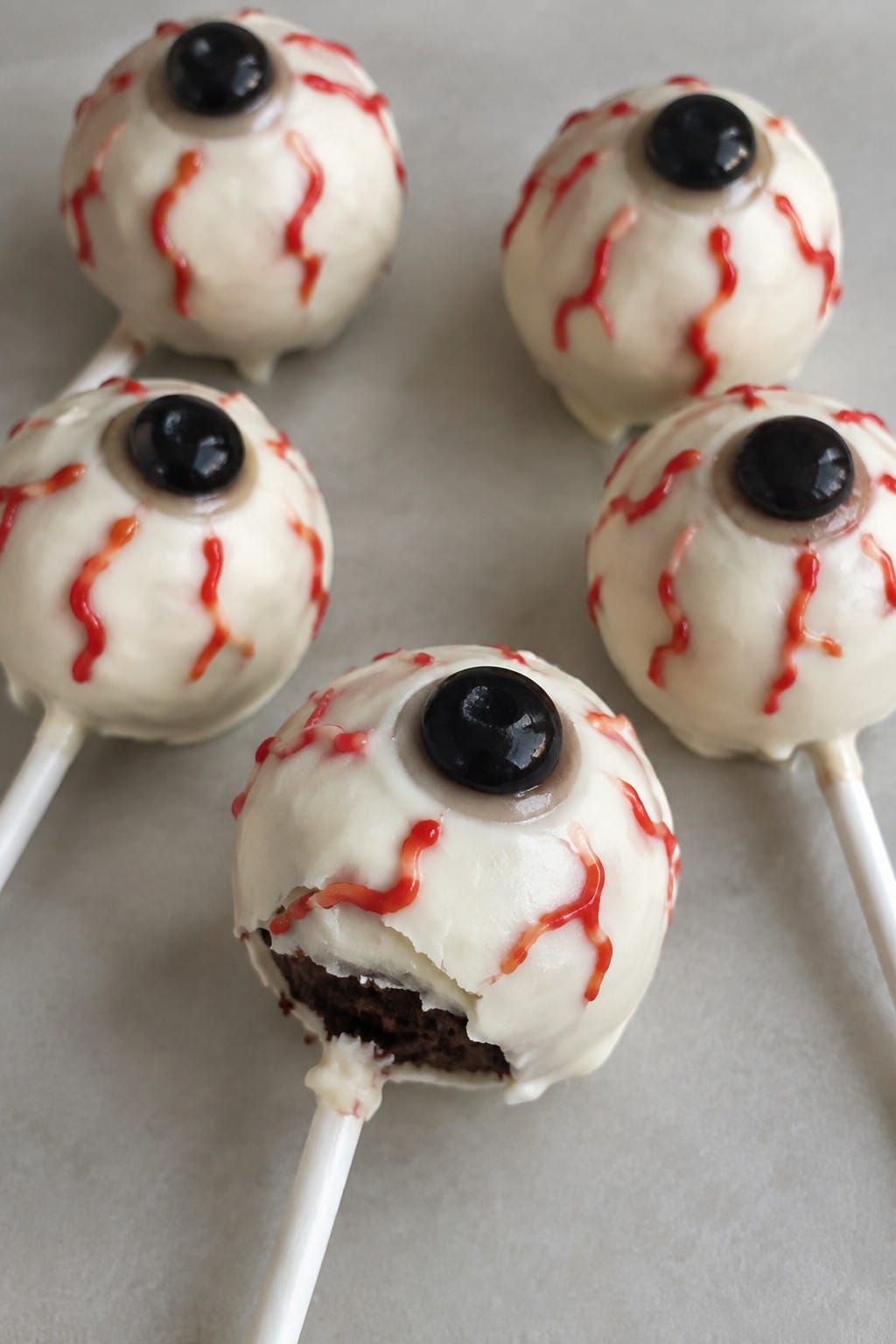 Monster Eyeball Cake Pops