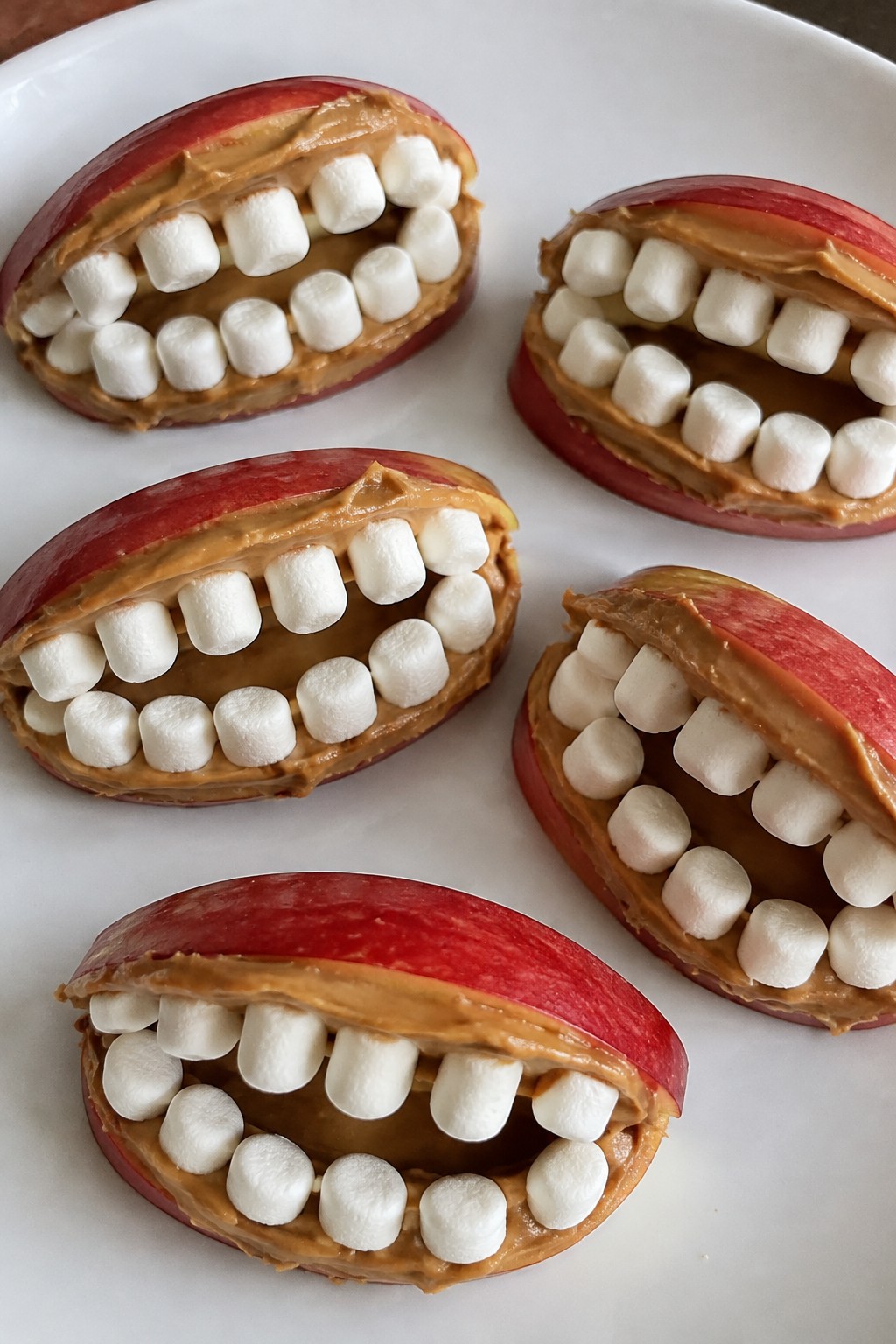 Monster Mouth Apple Slices