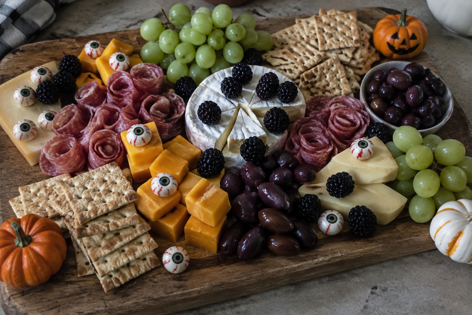15 Easy Halloween Charcuterie Board Ideas That Impress Guests