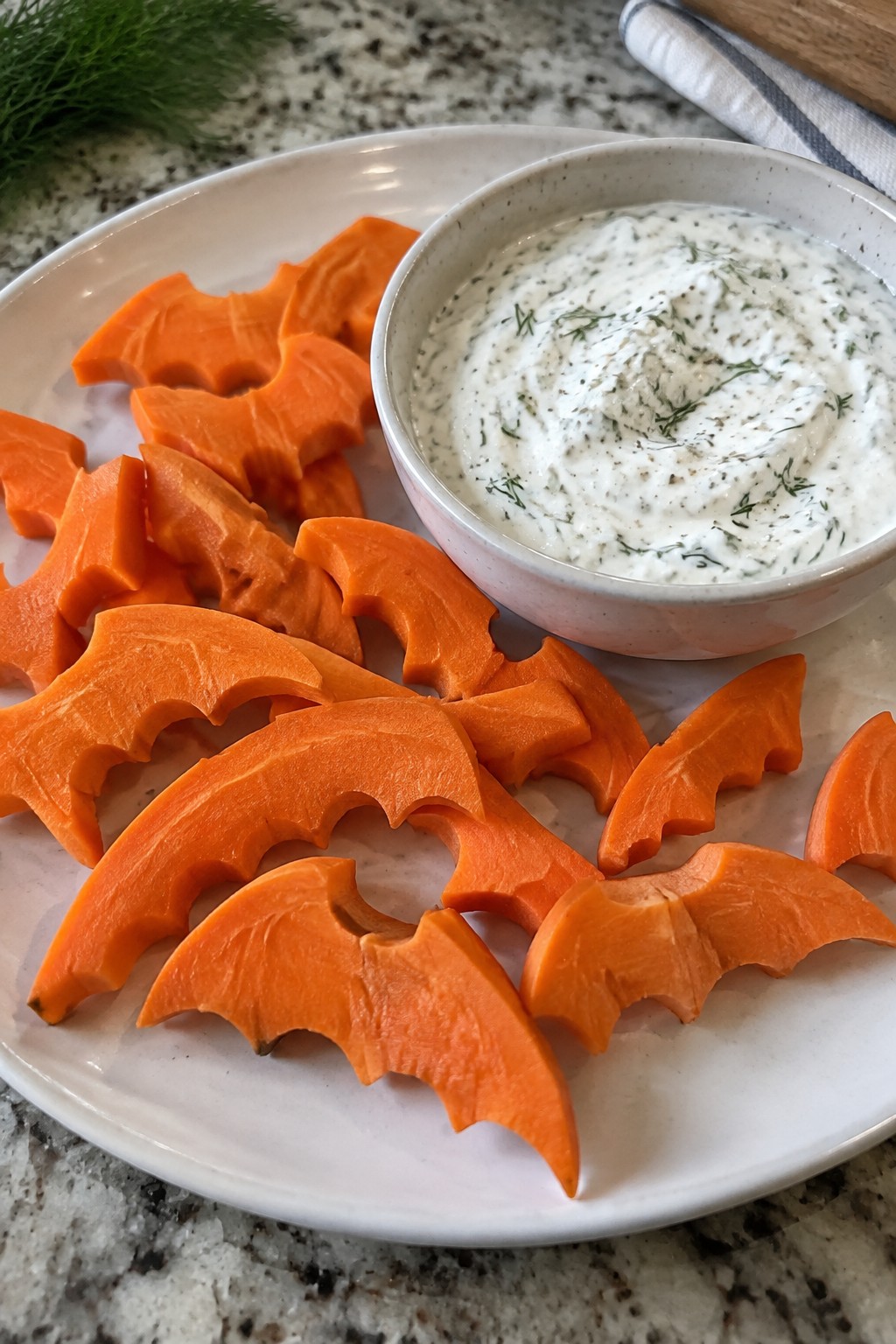 Bat-Winged Carrot Sticks with Creamy Ranch Dip