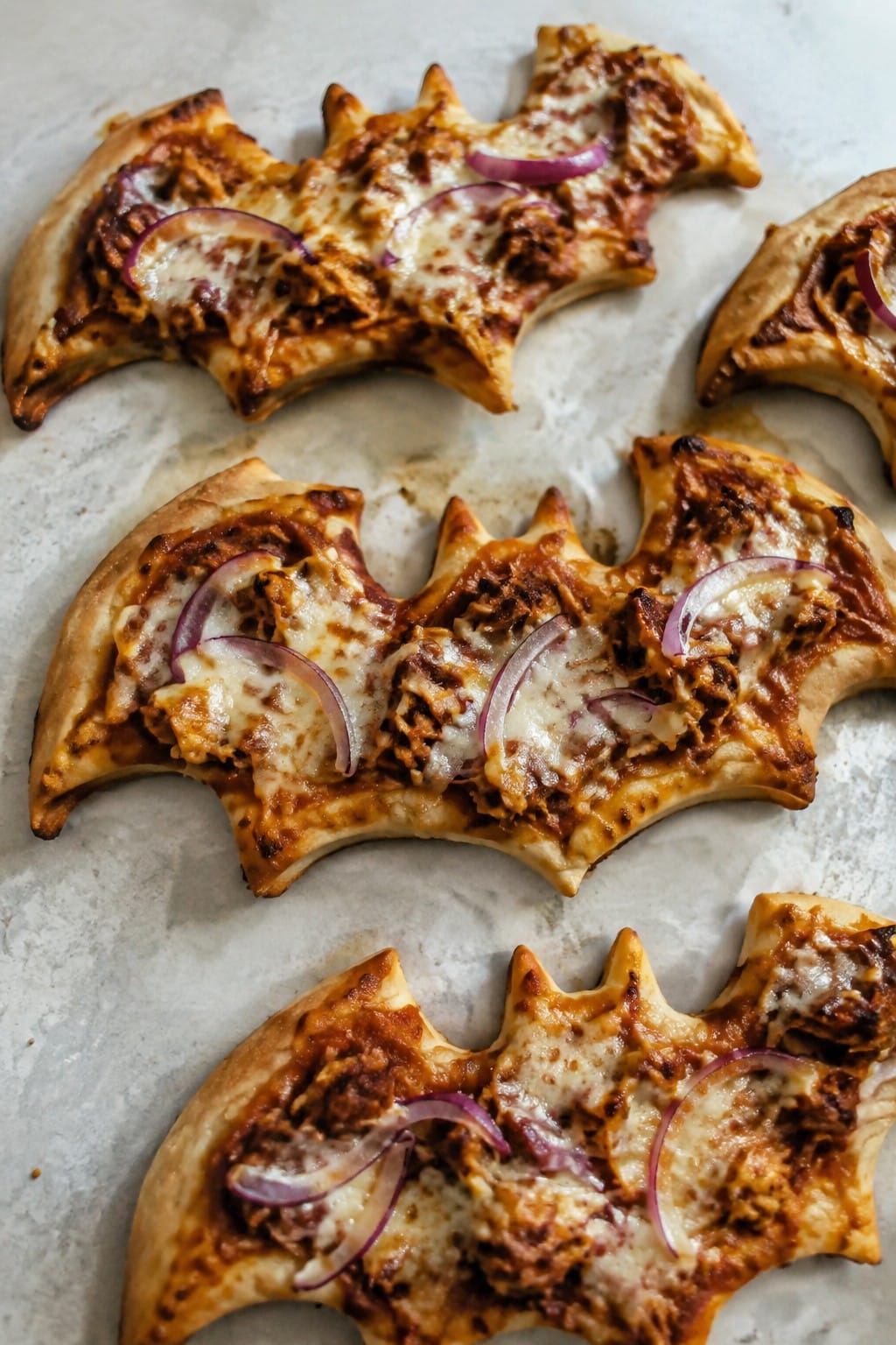 BBQ Chicken Bat Wing Pizzas