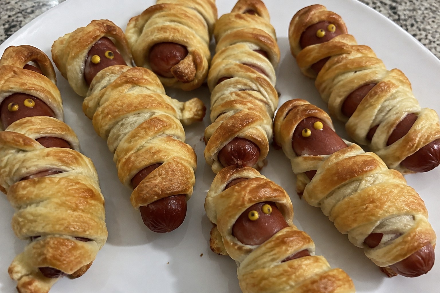 15 Halloween-Themed Party Foods for a Spooky Buffet