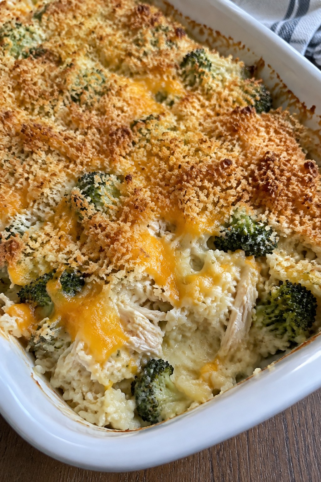 Cheesy Chicken and Broccoli Rice Casserole